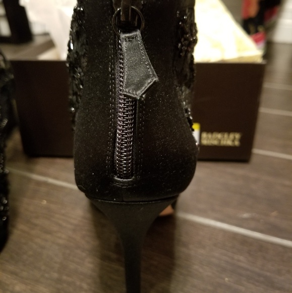 🏷SALE Badgley Mischka- Moyra Satin Lace Peep Toe - Picture 3 of 7